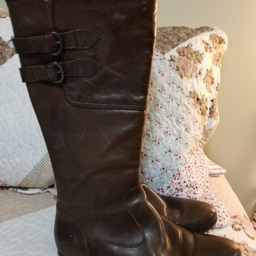 Born leather boots (brown)